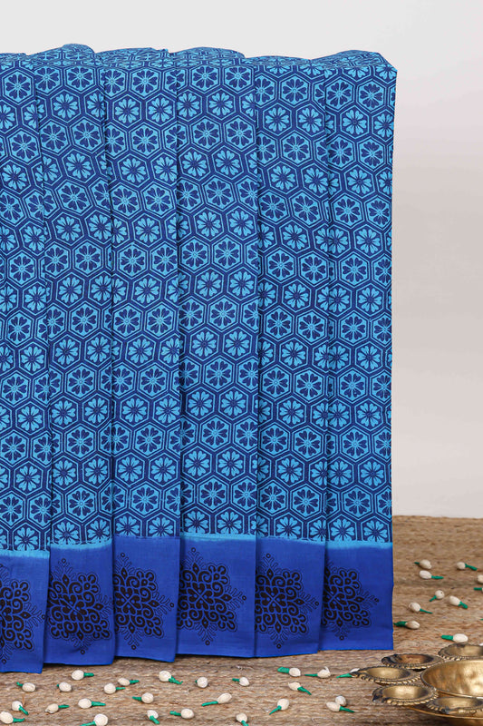 Blue floral design butta sungudi cotton saree with contrast border and floral motifs pallu