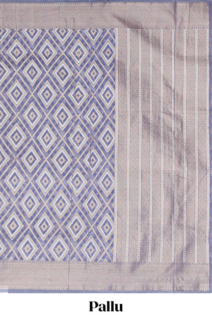 Lavender geometric diamond design kota cotton saree with striped pallu and zari border