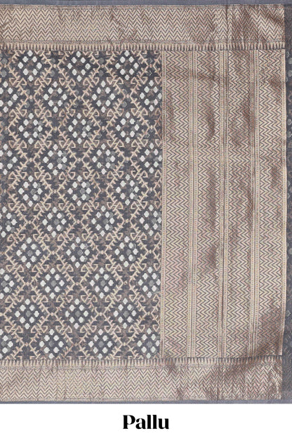 Grey geometric zari weaving kota cotton saree with zig zag zari border and pallu