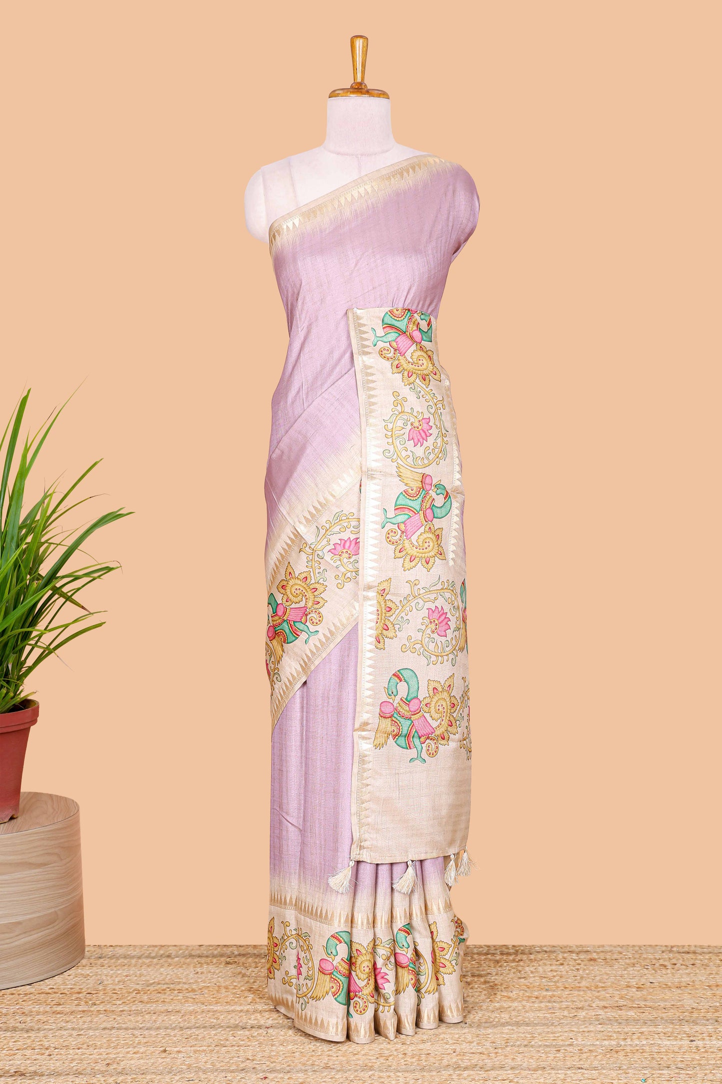 Lavender plain art tussar silk saree with contrast peacock and lotus theme border and printed pallu