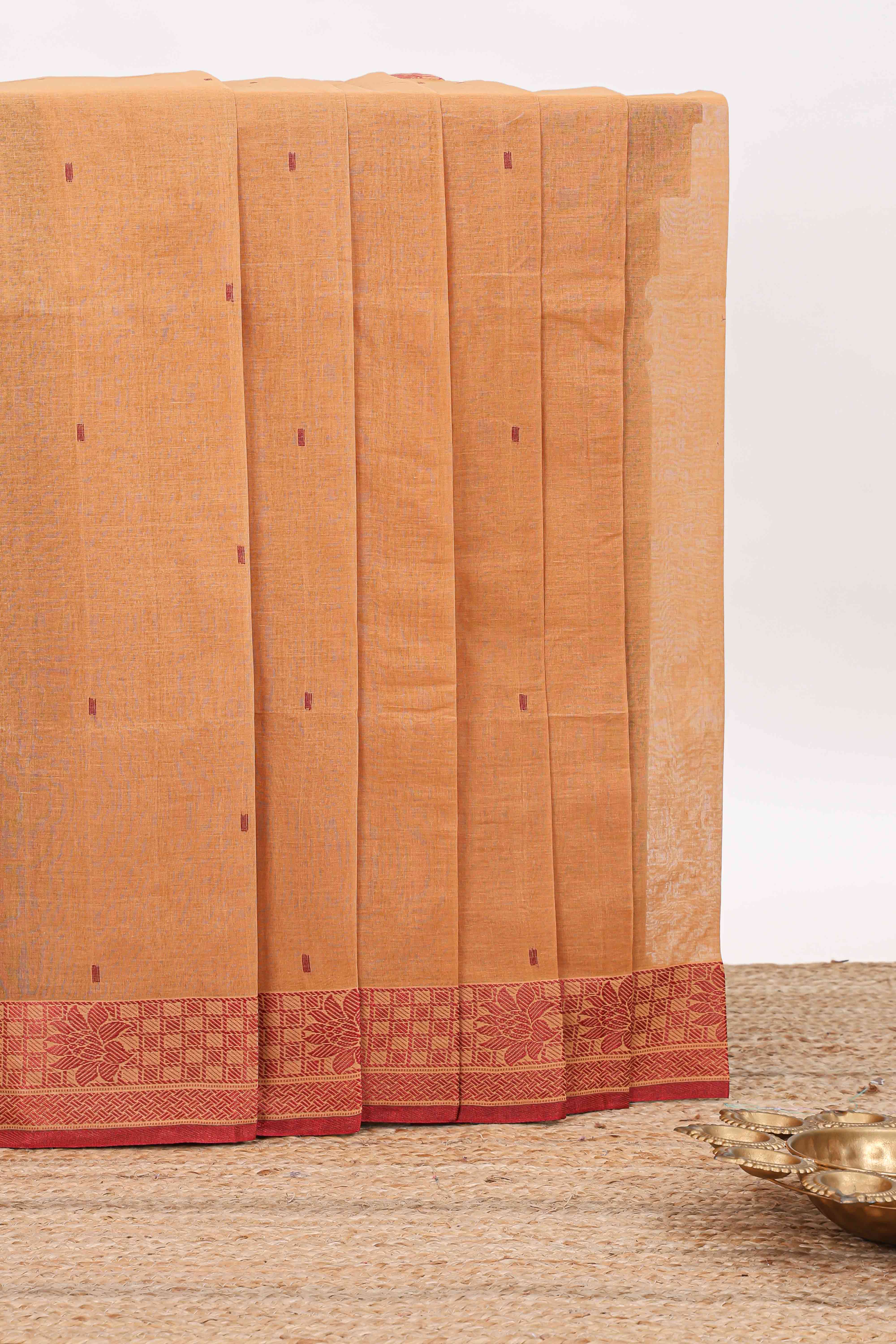 Sandal butta design bengal cotton saree with self border and matching striped pallu