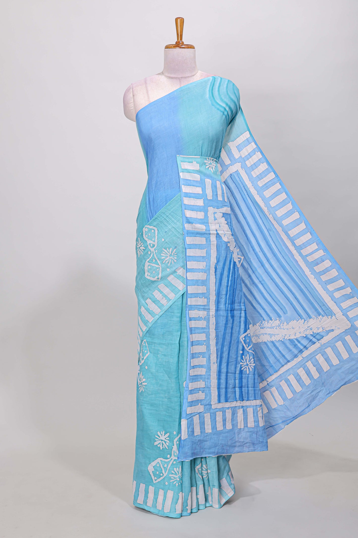 Turquiose green ombre mul mul cotton saree with white hand block prints and self border