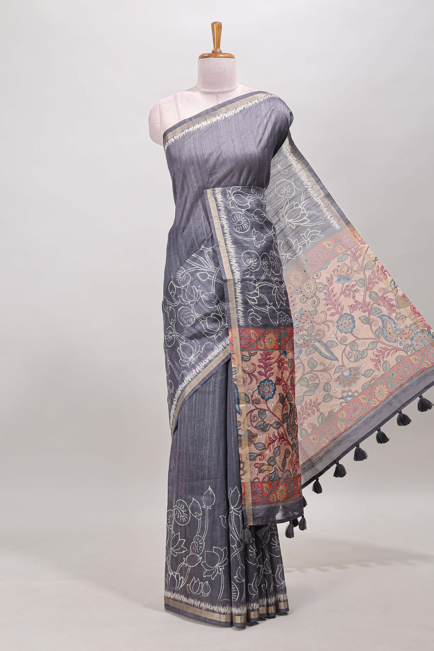 Grey floral design art tussar saree with self zari border and contrast floral print pallu