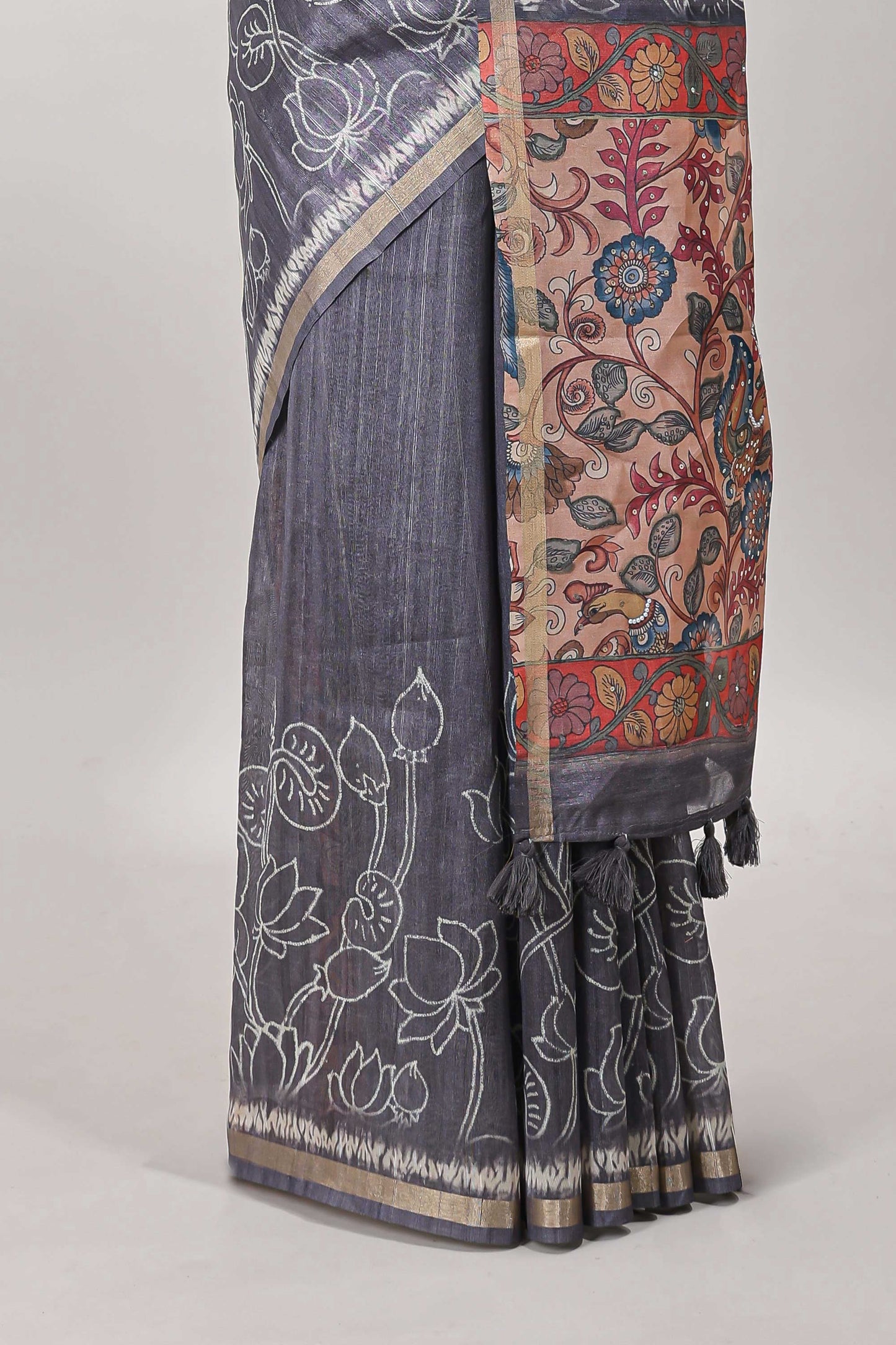 Grey floral design art tussar saree with self zari border and contrast floral print pallu