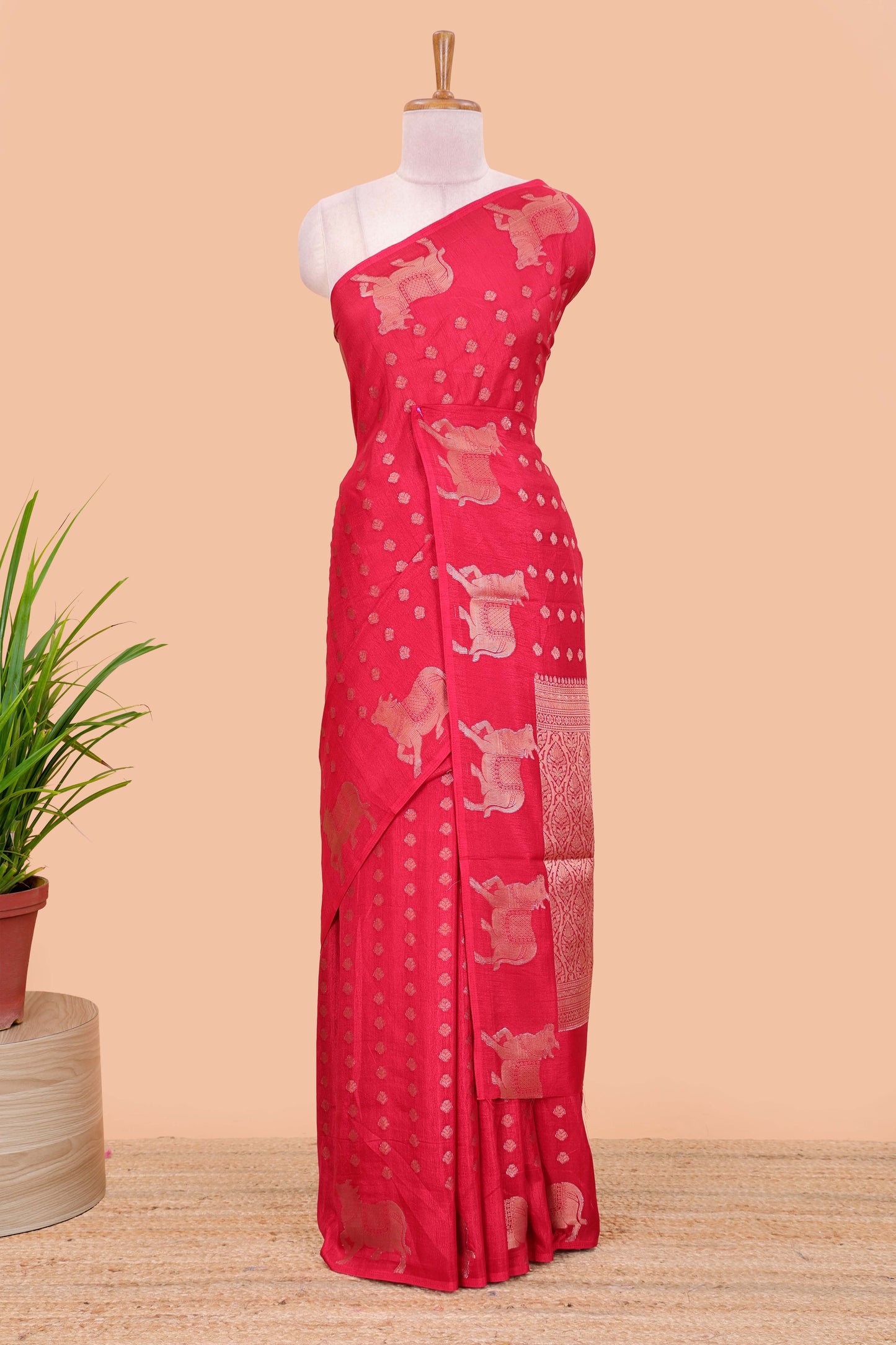 Red viscose dola silk saree with zari butta weave, pichwai motif border and contrast blouse