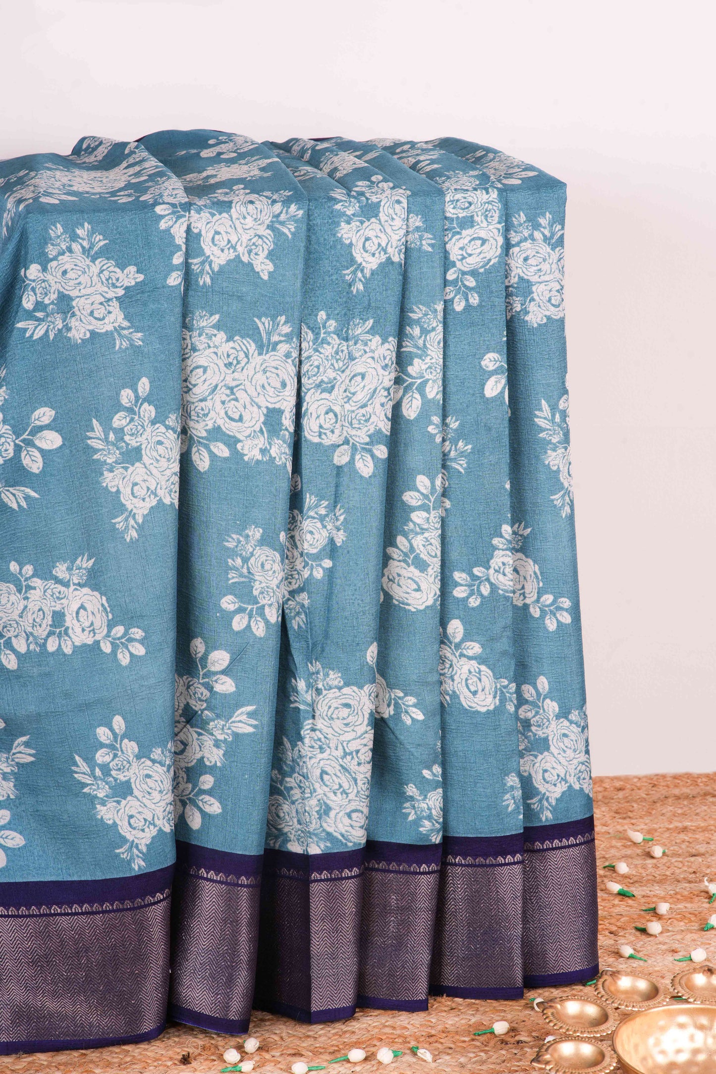 Dola Silk