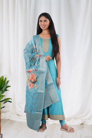 Womens Chudidhar Image 1
