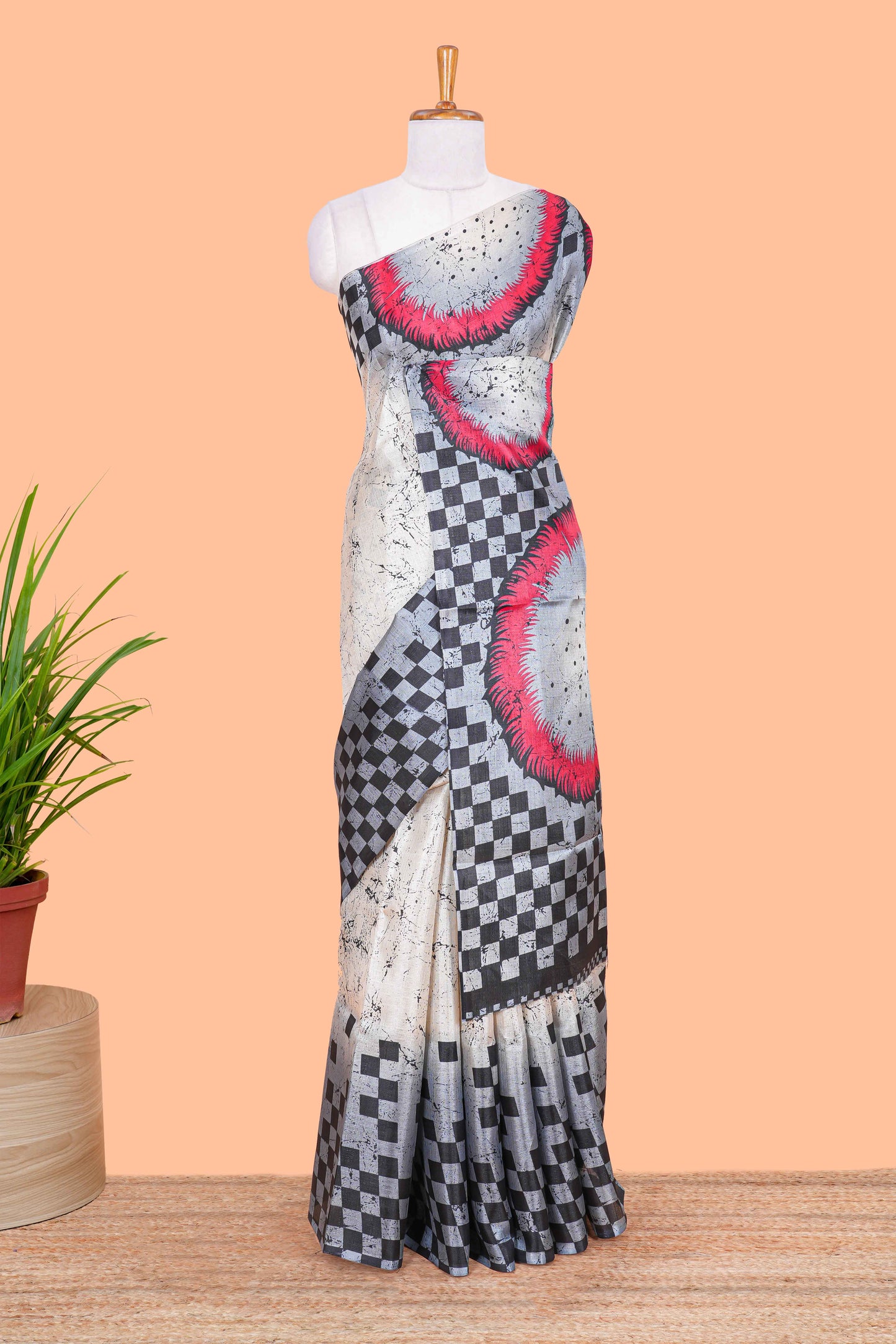 Grey With Cream Khadi Cotton Body Border And Pallu Geometrical Print Design