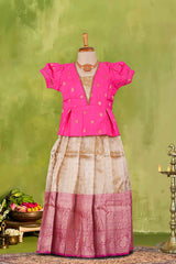 Pattu Pavadai
