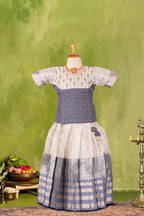 Pattu Pavadai