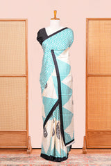 Modal Silk Saree Lightweight ,Flowy. Chevron Design ,Contrast Border Along With Floral Printed Blouse