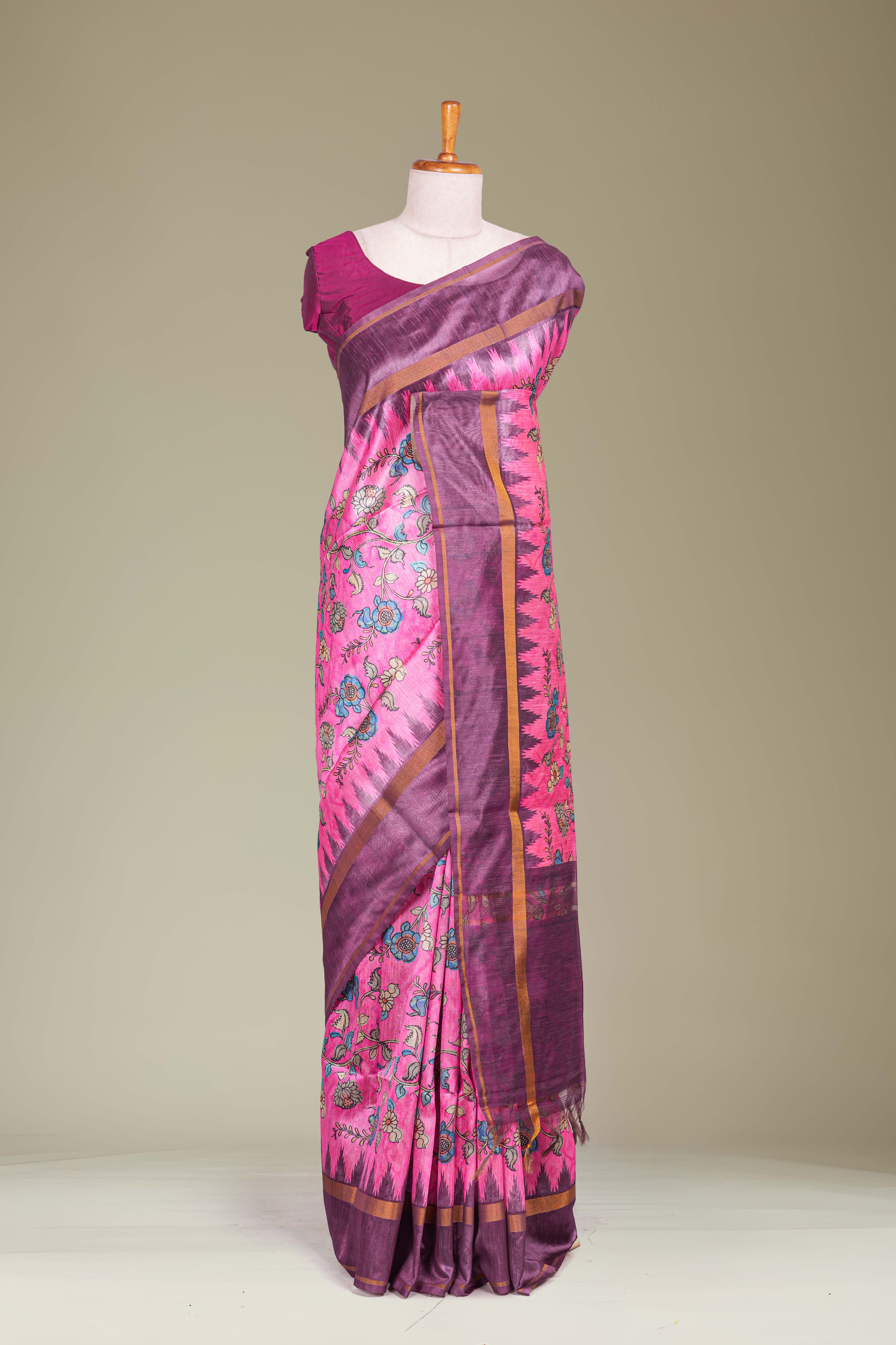 Pink chanderi Saree Floral Vine Design Across The Body With Contrast Pallu