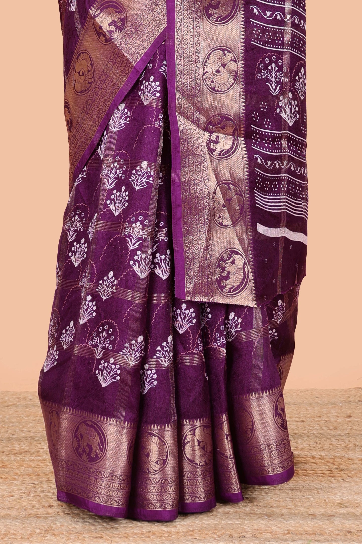 Lavender moss chiffon saree with floral checked butta and self border