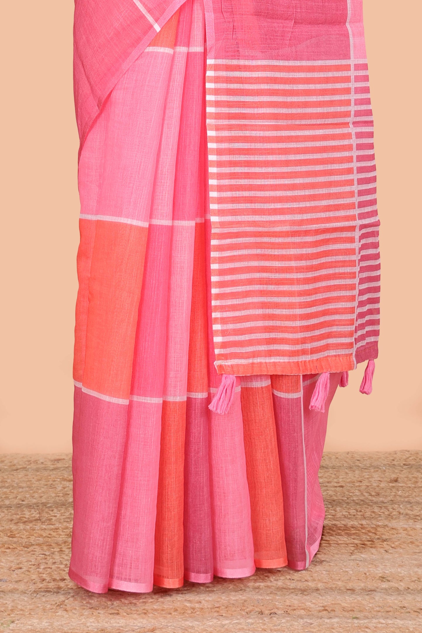 Borderless multi color linen checked saree with striped pallu