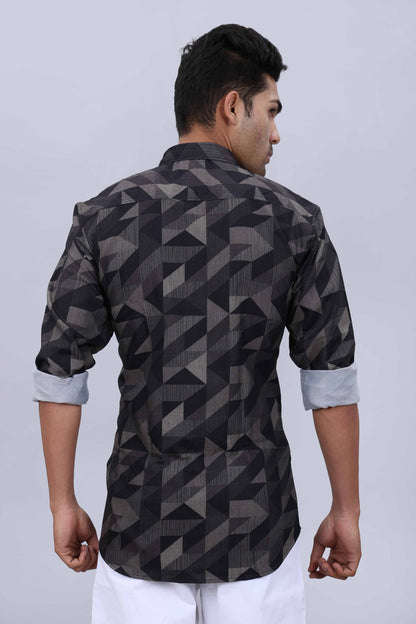 Men’s Slim Fit Casual Shirt in Popcorn Fabric with Fancy Printed Collar