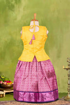 Pattu Pavadai