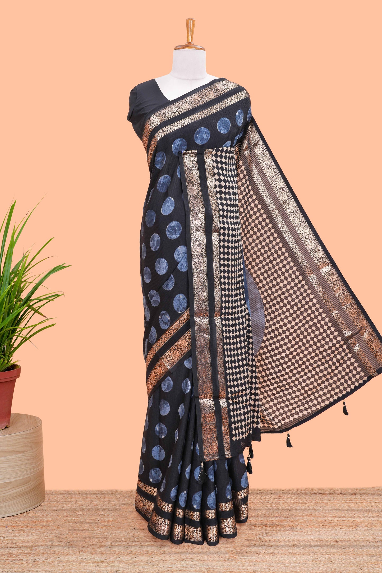 Black Semi Chiffon Saree All Over Moon Design And Retta Petta