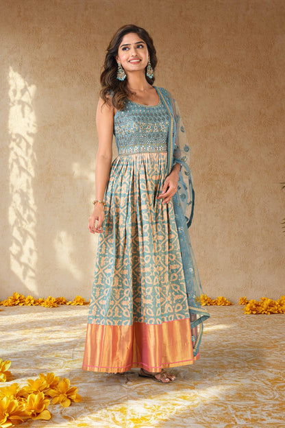 Women's maxi chudidhar
