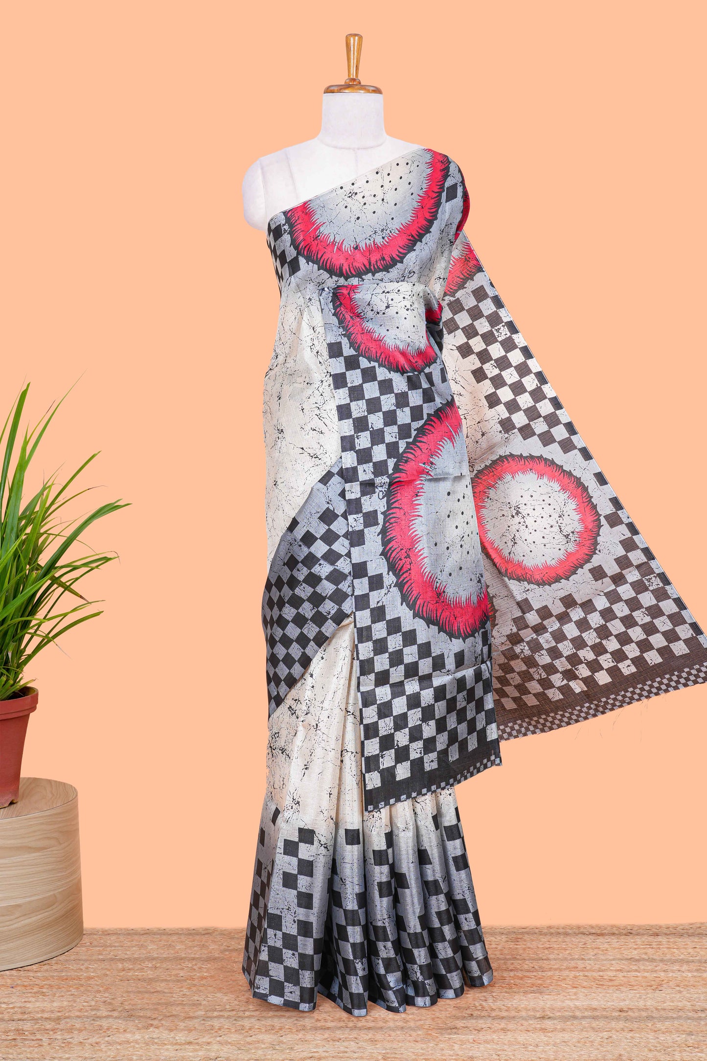 Grey With Cream Khadi Cotton Body Border And Pallu Geometrical Print Design