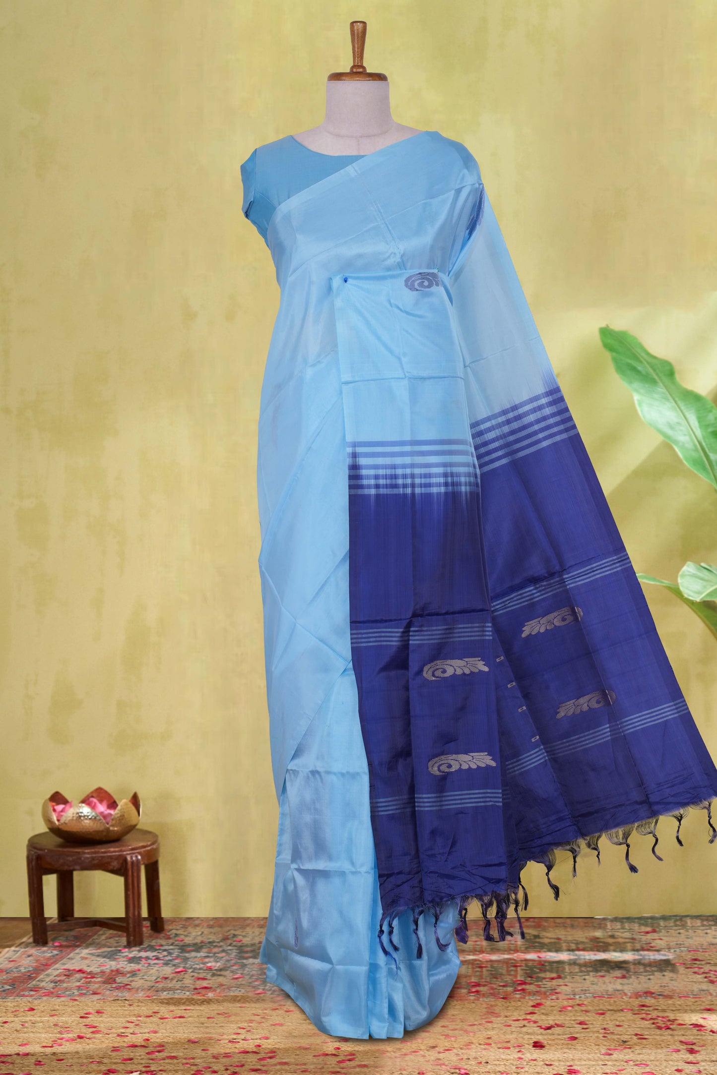 Vazhainaar Silk