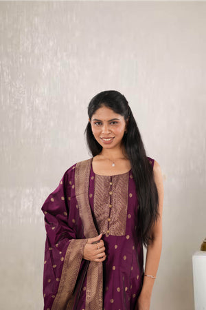 Womens Chudidhar