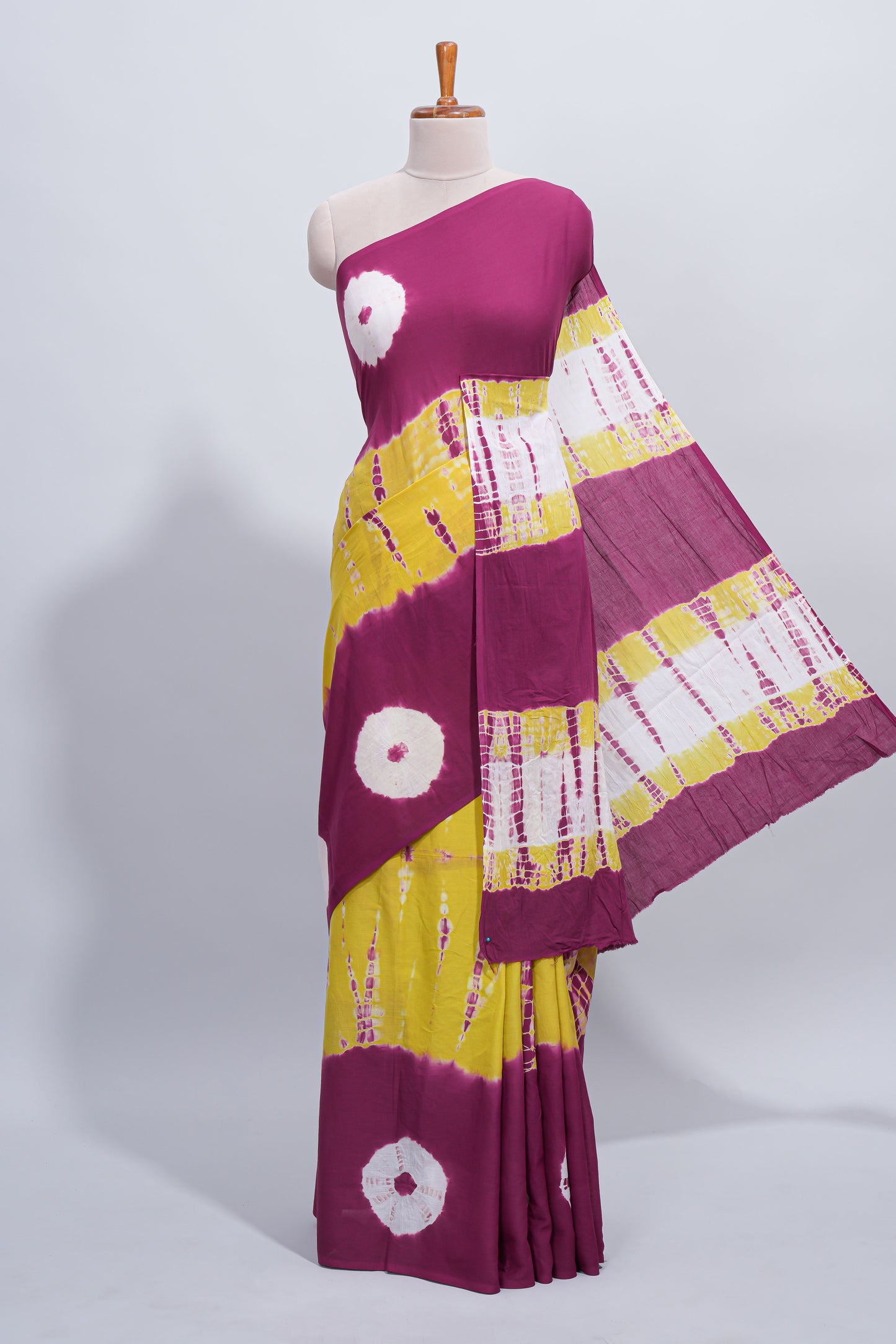 Borderless purple and yellow shibori design mul mul cotton saree with self pallu