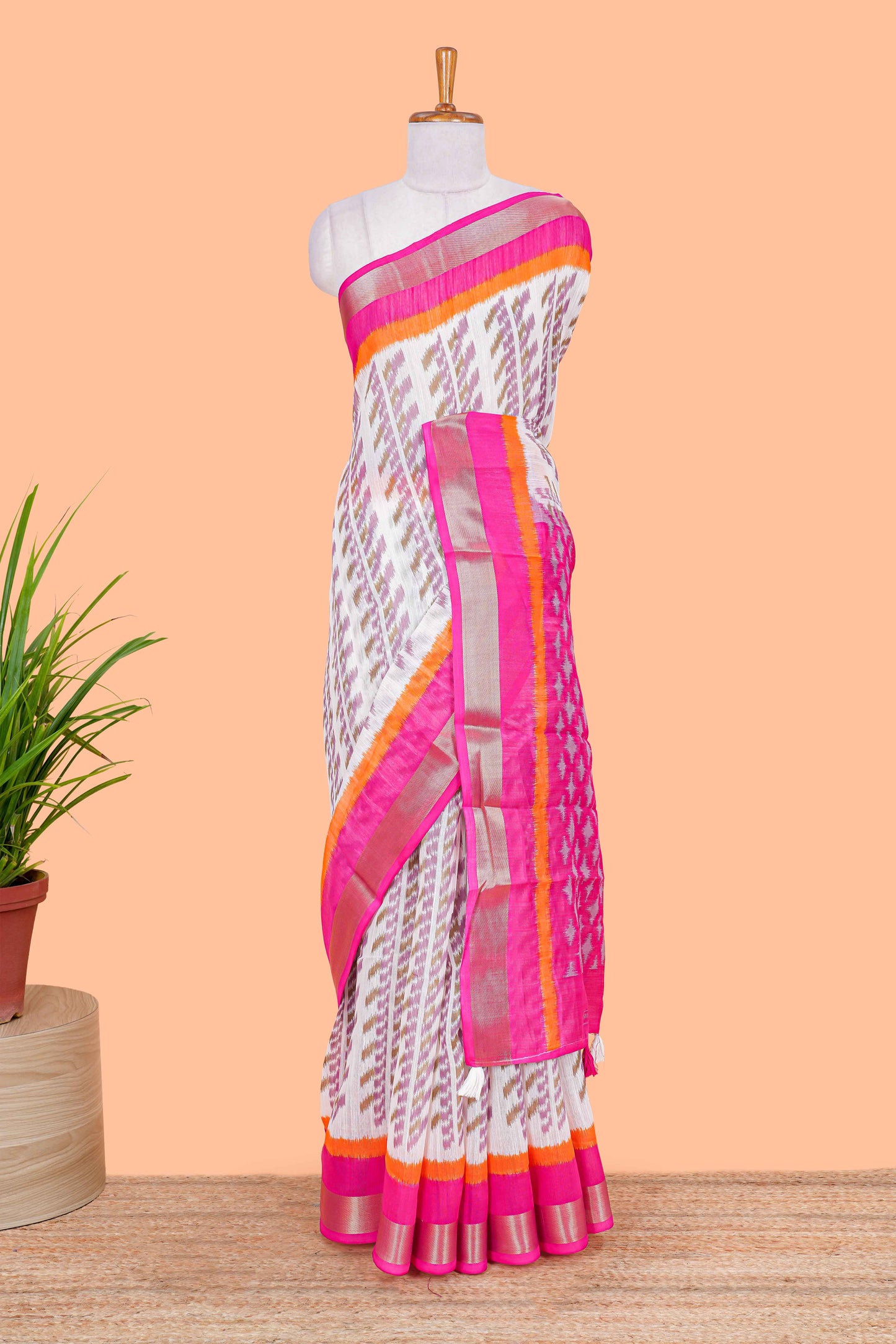 White ikkat style linen cotton saree with contrast border  and pallu