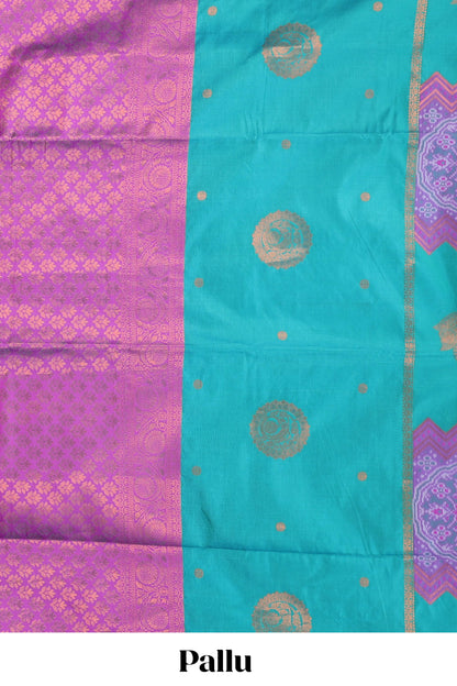 Borderless green semi soft silk saree with ikkat and zari woven body and ogee pallu