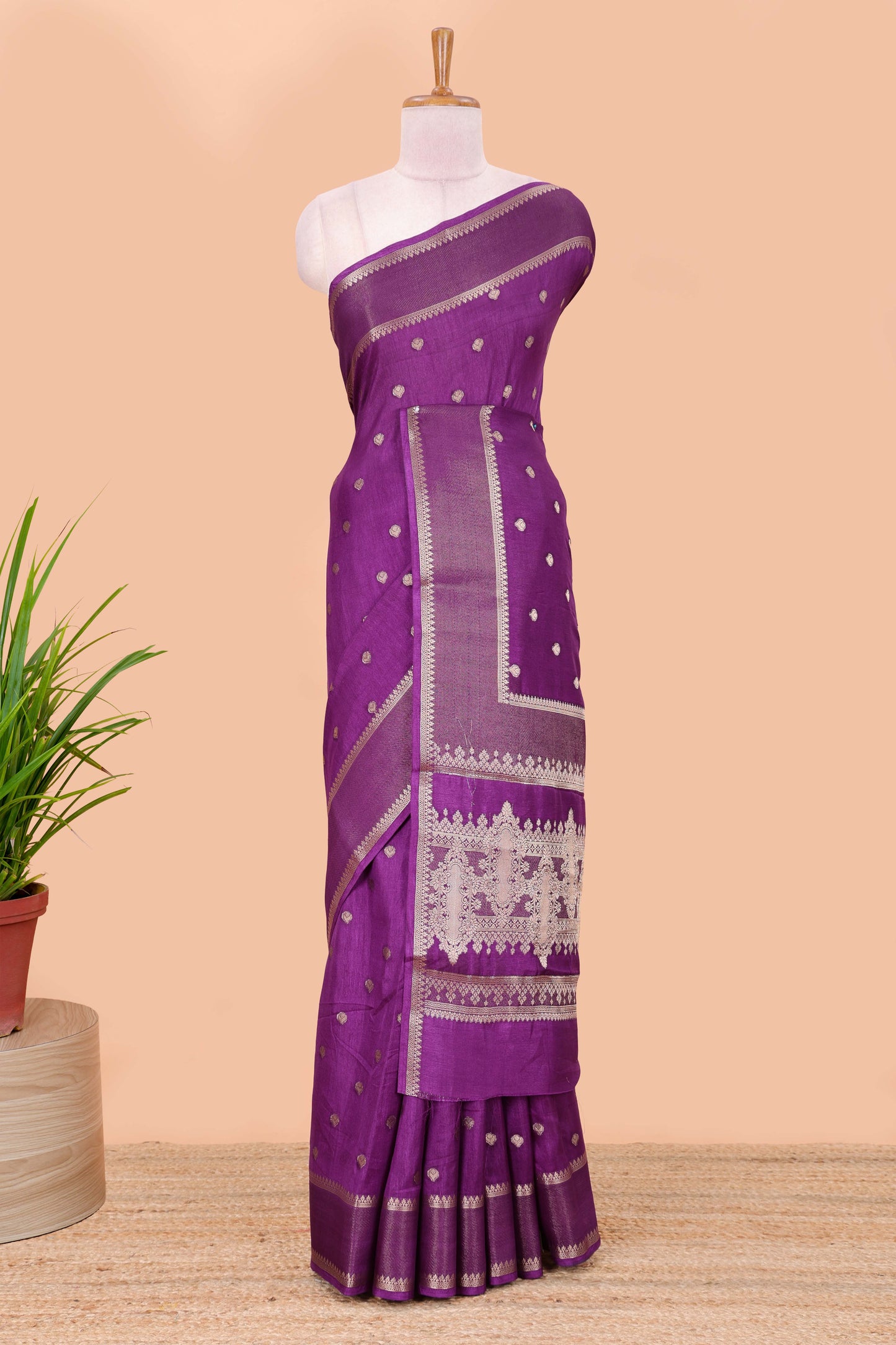 Lavender dola silk saree with all over zari butta, bendex zari border, rich zari pallu and contrast blouse