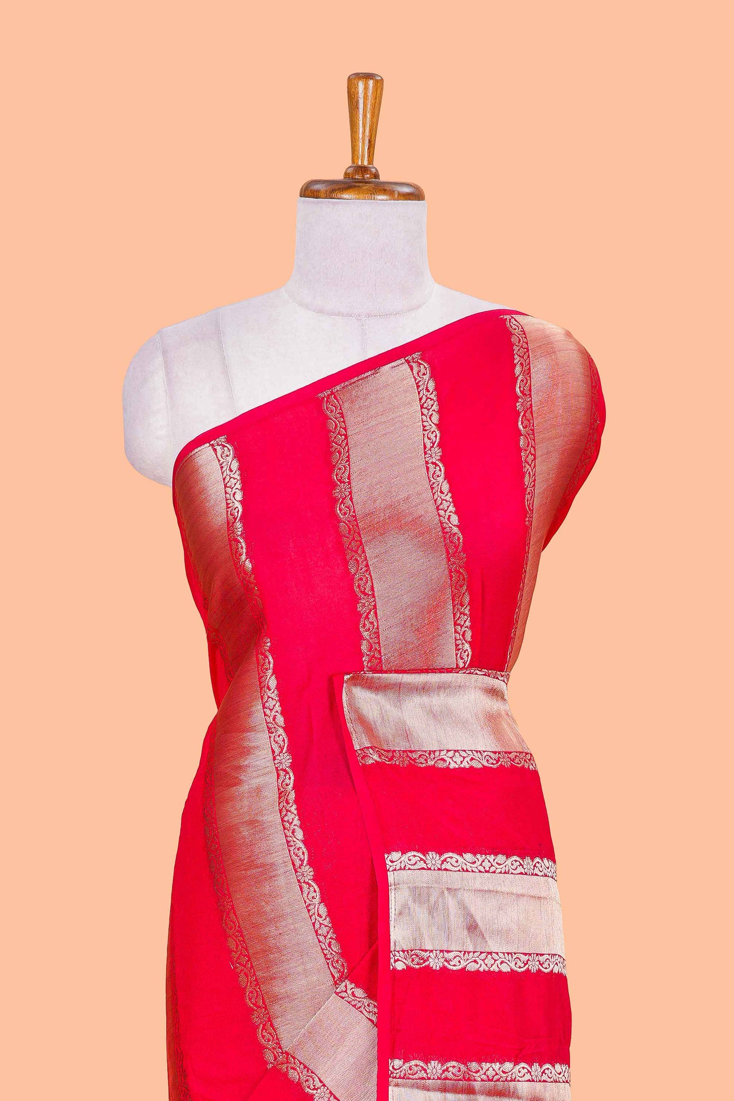 Georgette Saree Copper Zari Stripes Across The Body With Floral Design Pallu