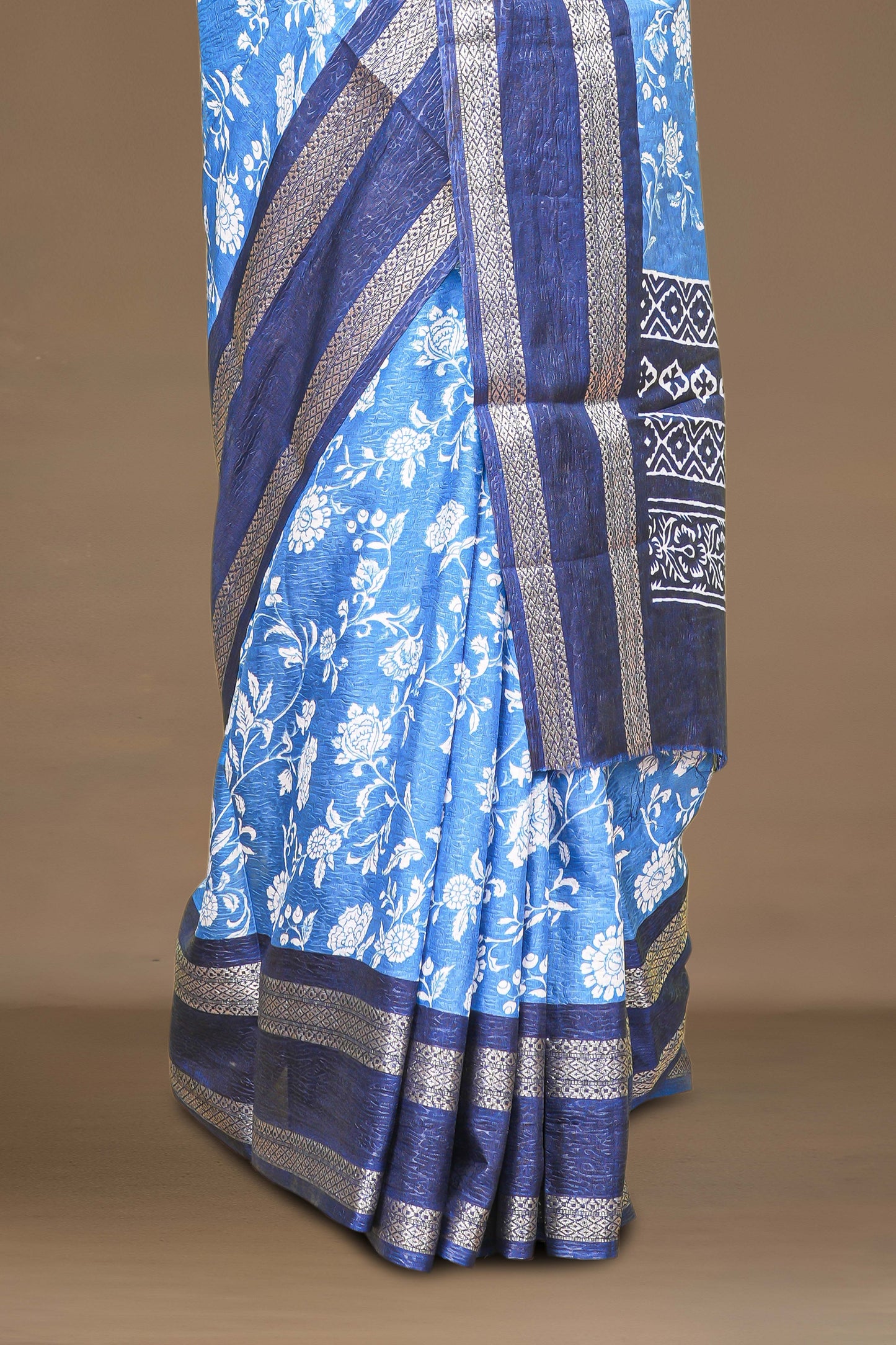Dola Crush Saree