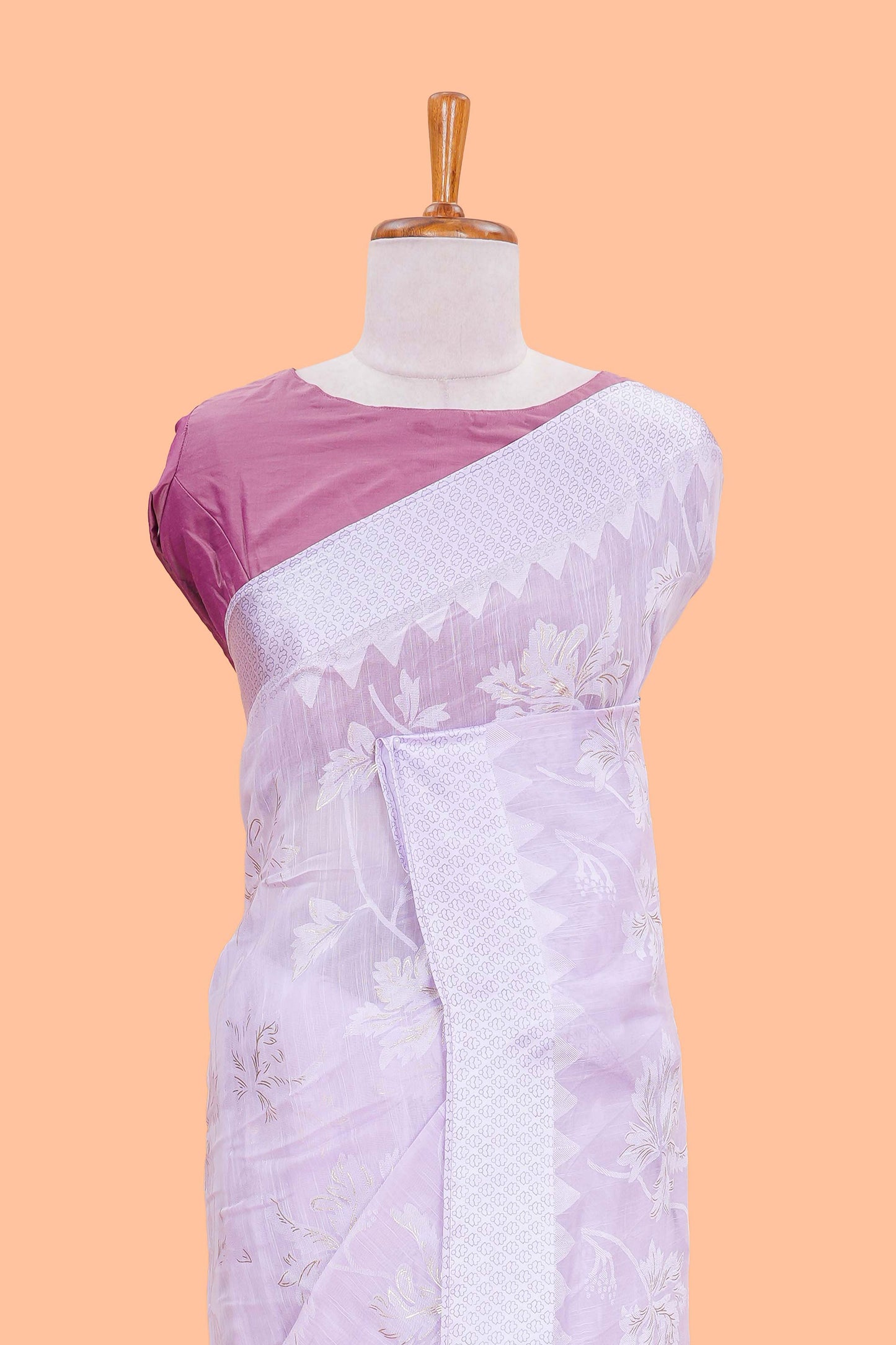 Lavender Linen Saree Floral Printed All Over Along With Blouse