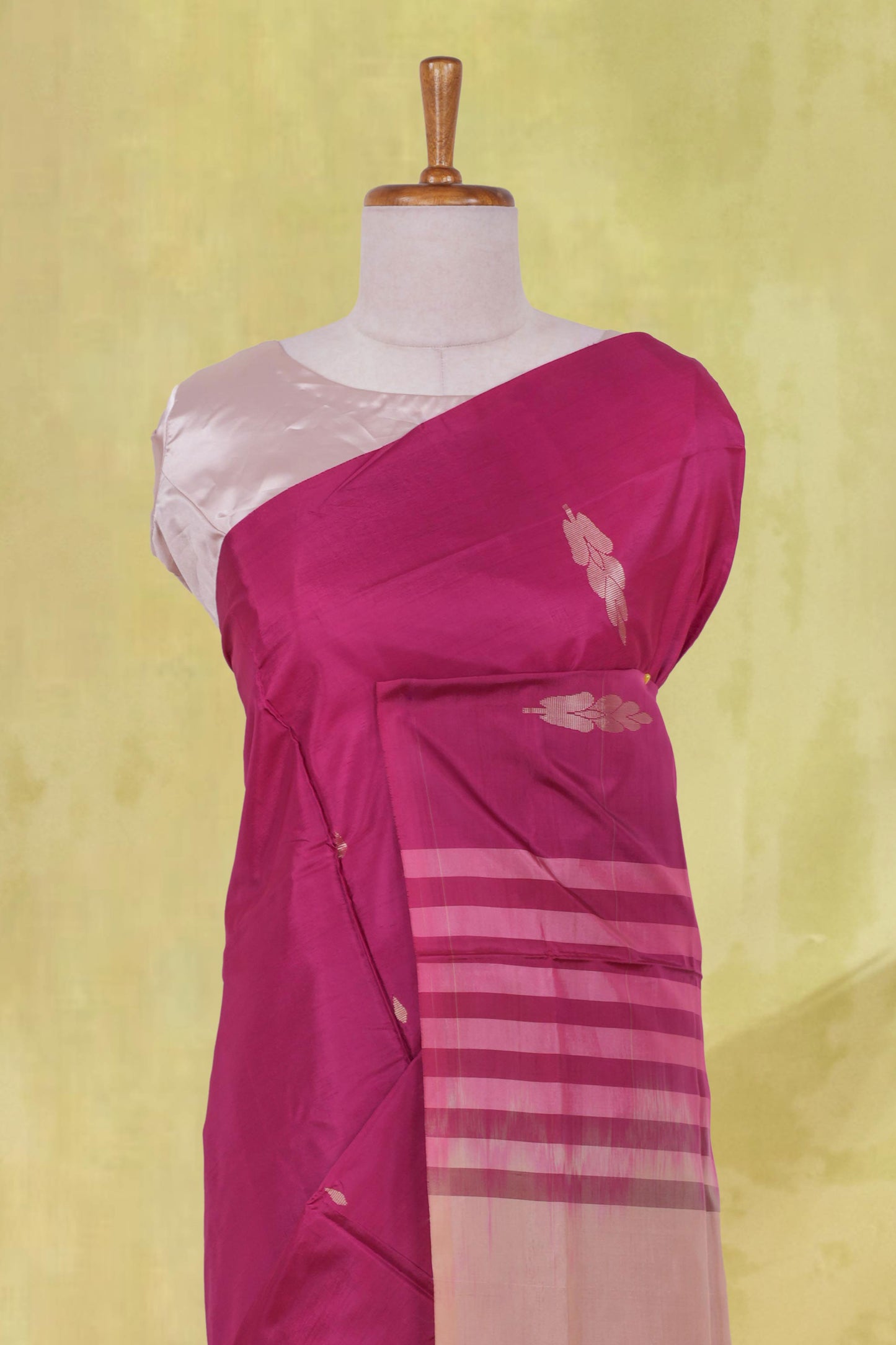 Vazhainaar Silk