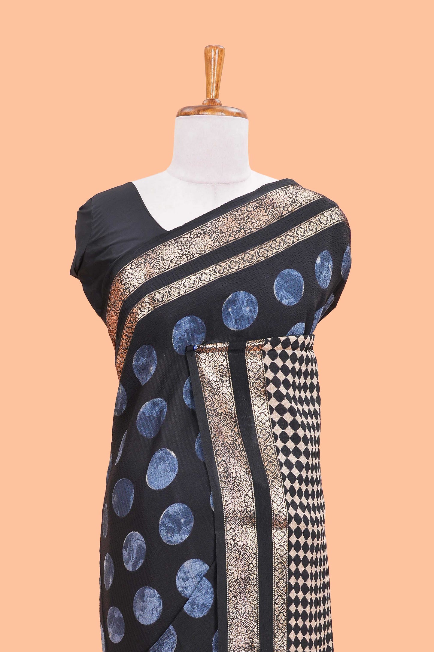Black Semi Chiffon Saree All Over Moon Design And Retta Petta