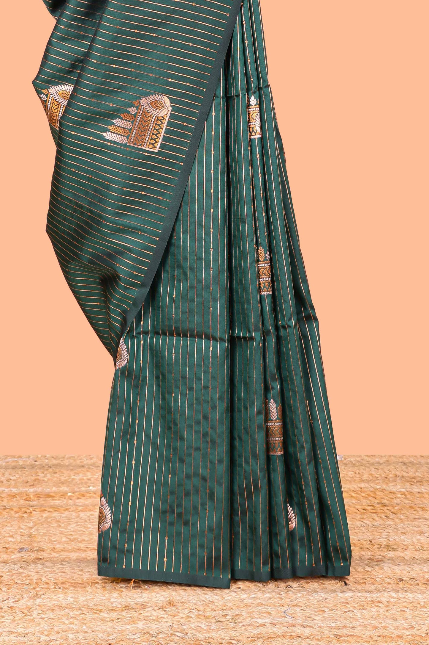 Dark Green Semi Soft Silk Saree Body All Over Vaira Oosi Zari Pattern With Gold Zari Butti and Borderless Grand Zari Rich Pallu