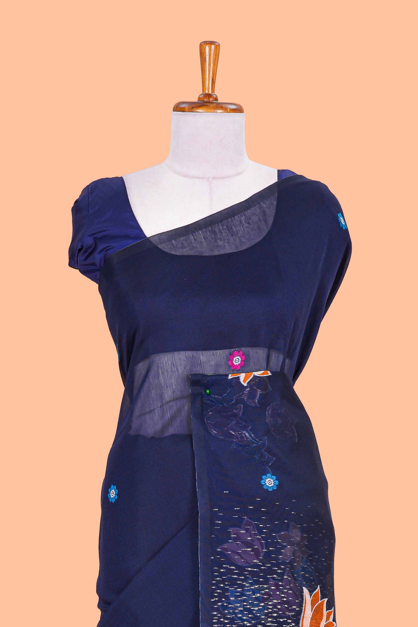 Borderless blue floral motif munga cotton saree with floral printed pallu and matching blouse