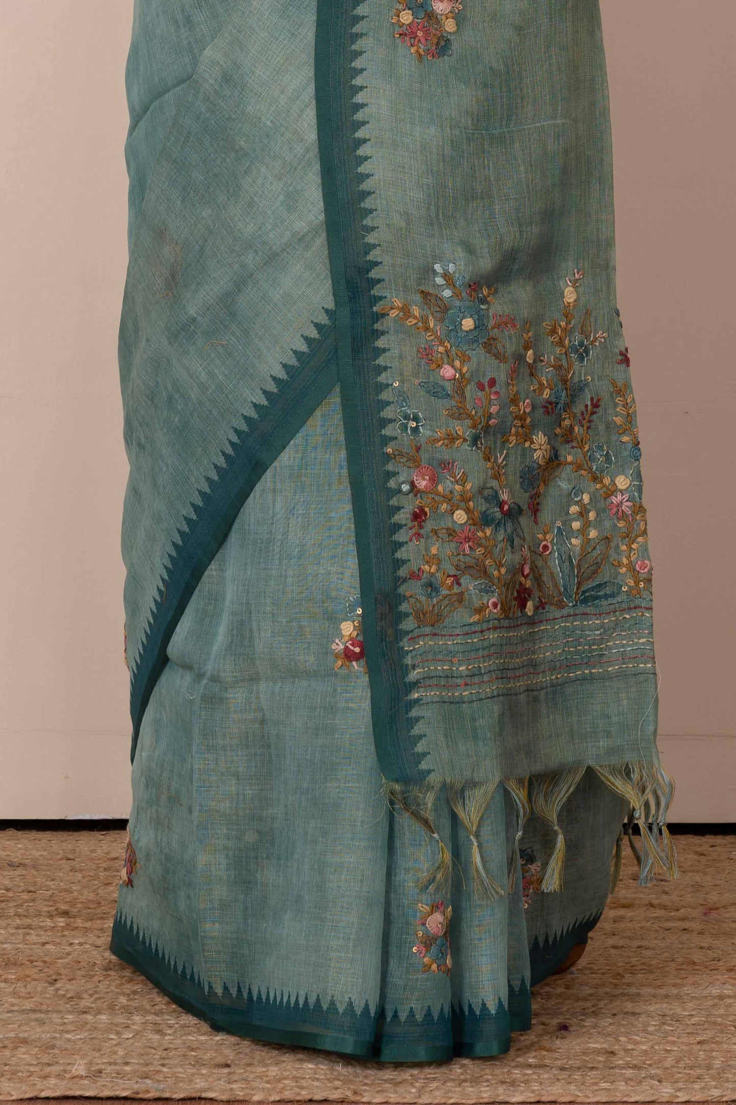 Linen French Knot