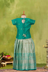 Pattu Pavadai
