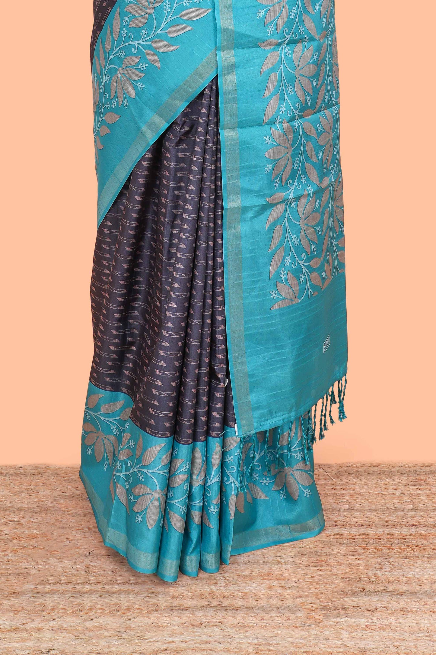 Black Semi Tussar Saree All Over Digital Print And Contrast Pallu