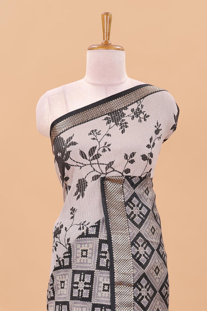 Grey checked chanderi cotton saree with floral design, contrast geomentric zari border