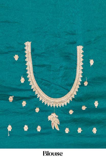 saree with designer blouse