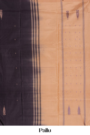 Vazhainaar Silk