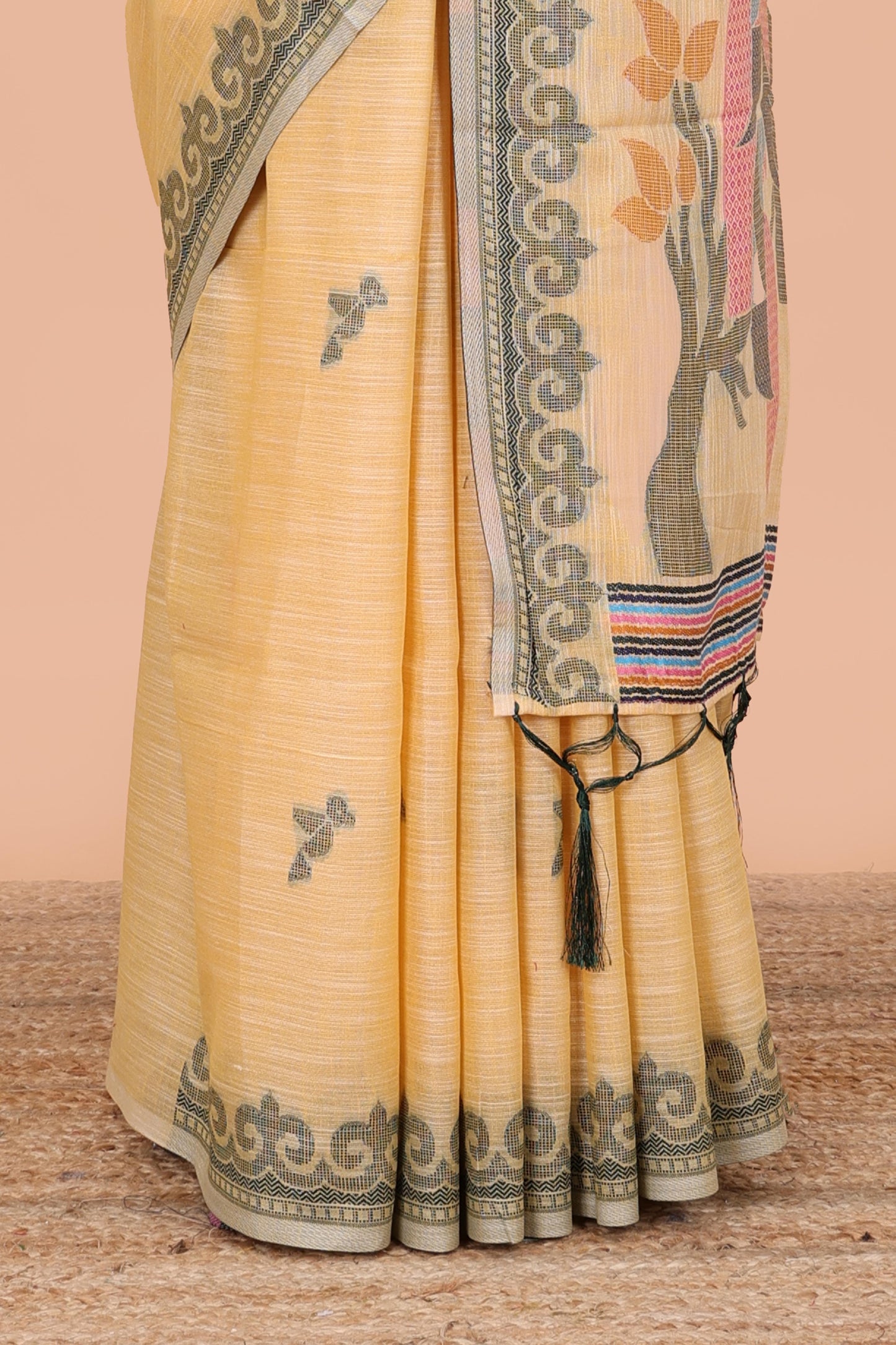 Sandal birds motifs linen cotton saree with self border and matchin blouse
