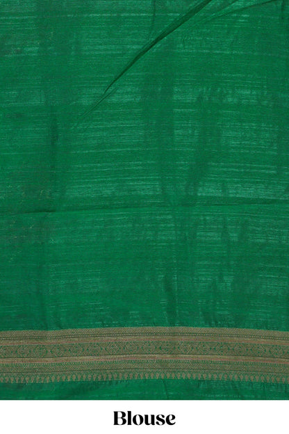 Green Raw Silk Saree Golden Zari Stripes Across The Body And Diamond Motifs Pallu