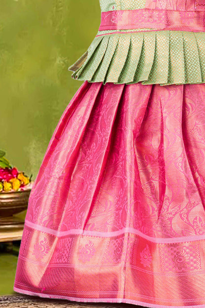 Pattu Pavadai