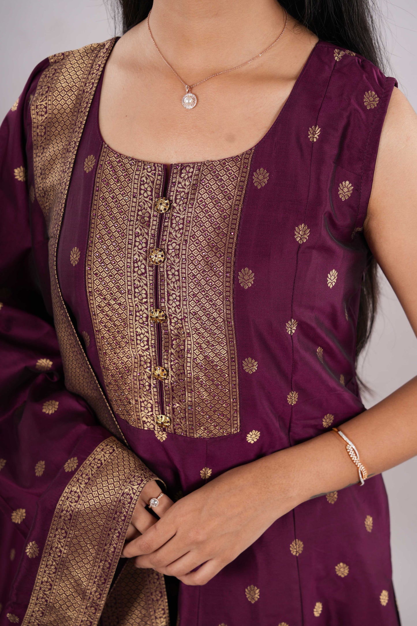 Womens Chudidhar