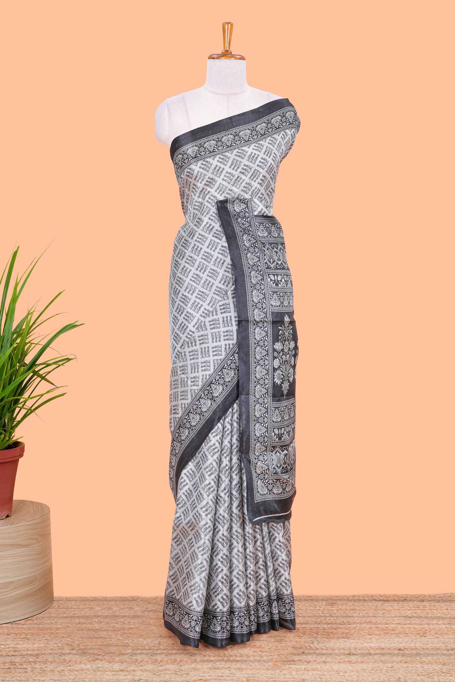 Grey geometric design khadi cotton saree with contrast border and printed pallu