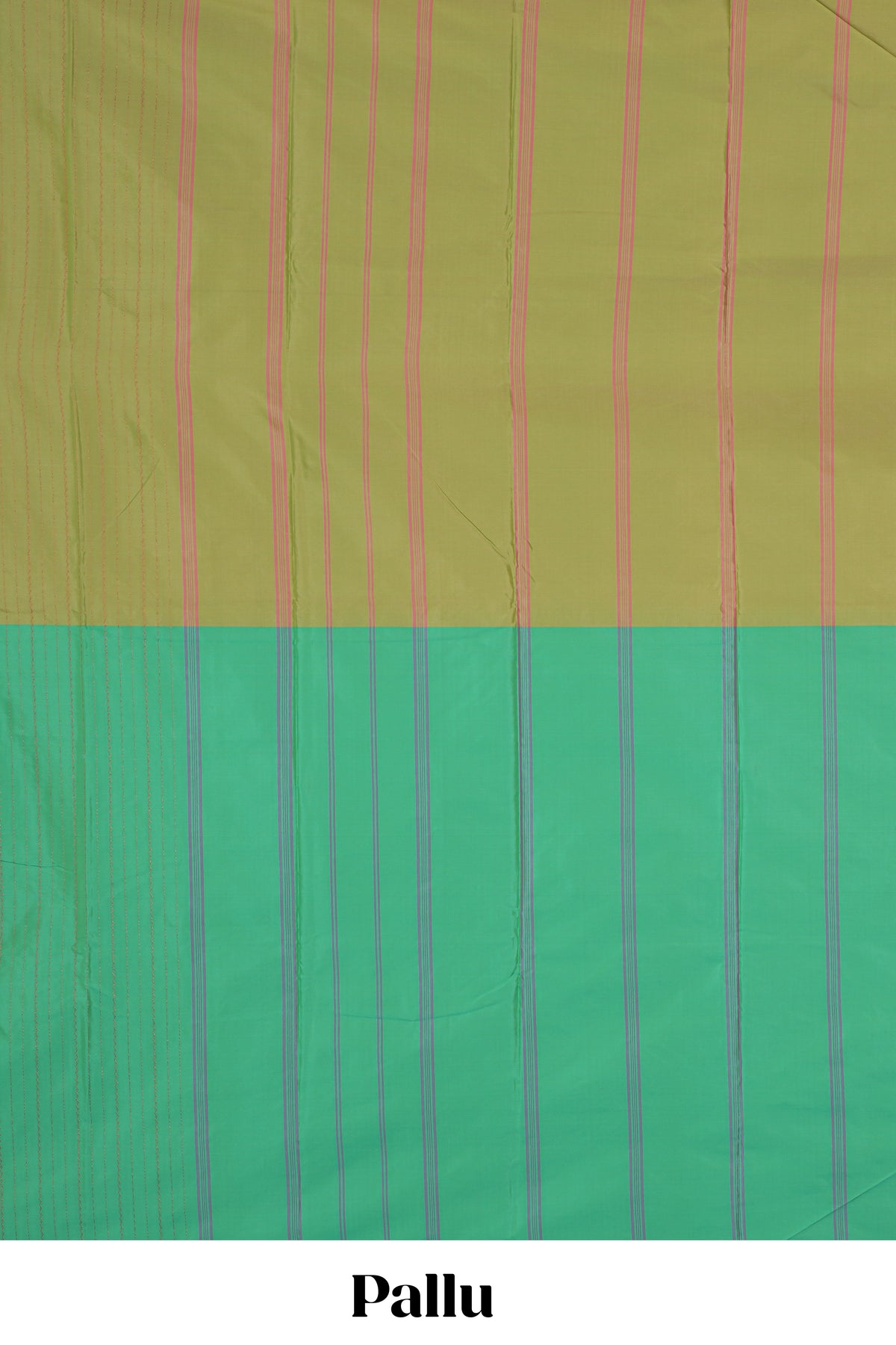 Borderless green dual tone striped design arani gift saree with self pallu and matching blouse
