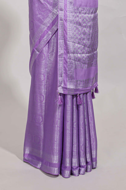 Lavender art mysore silk saree with retta petta contrast border and rich pallu with plain blouse