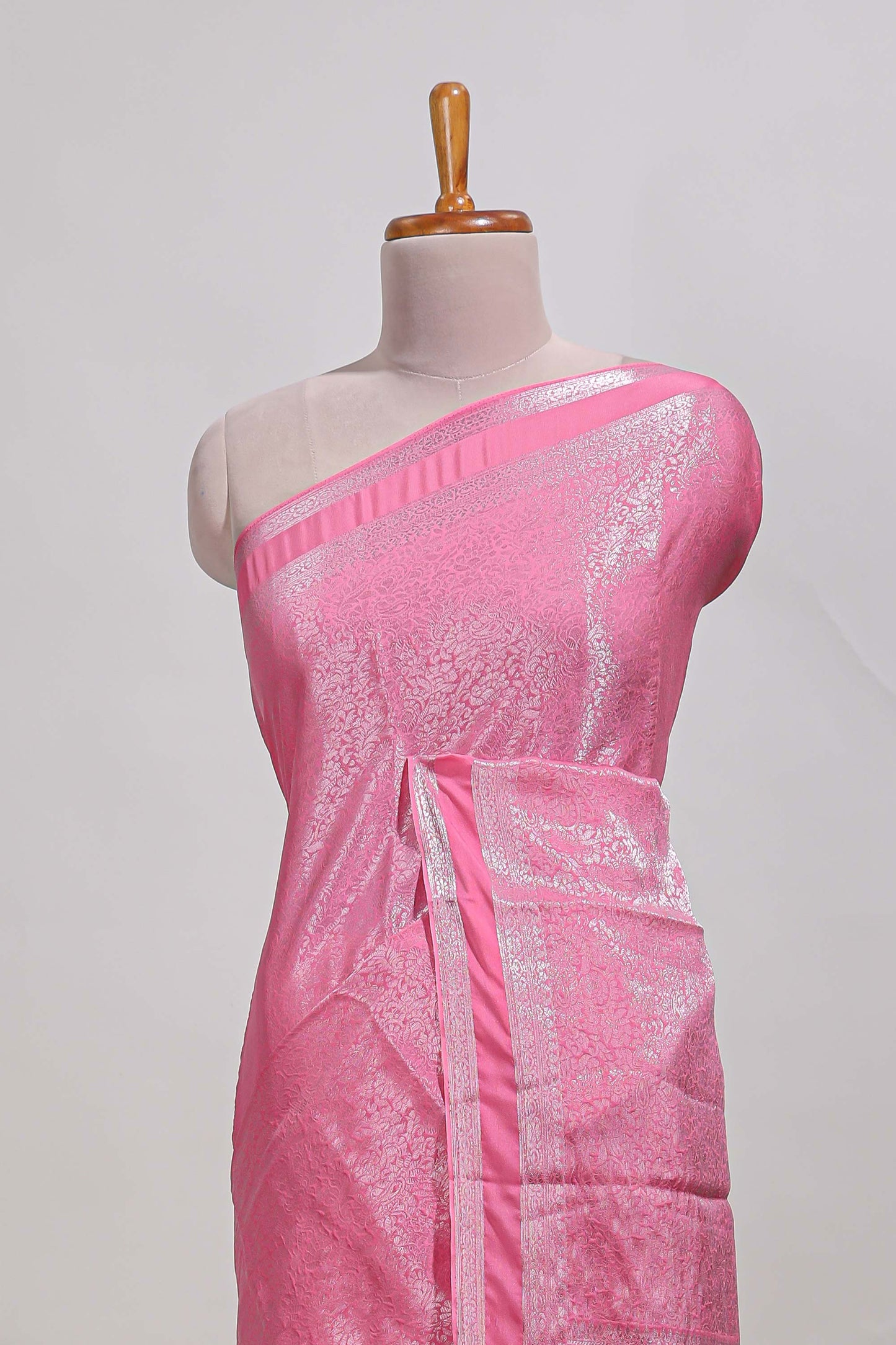 pink art mysore silk saree with retta petta contrast border and rich pallu with plain blouse